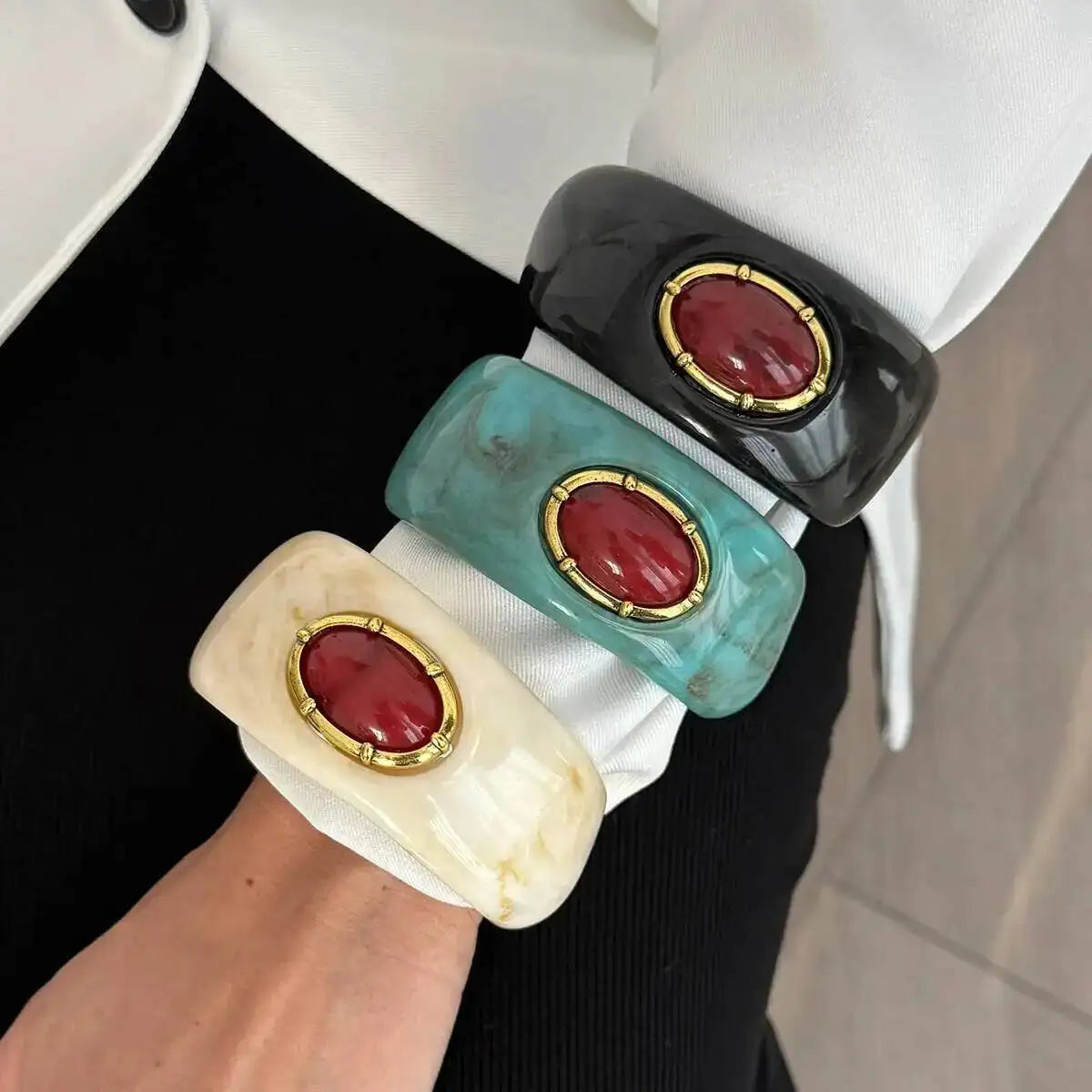 Pulsera Brutalista de Diseño