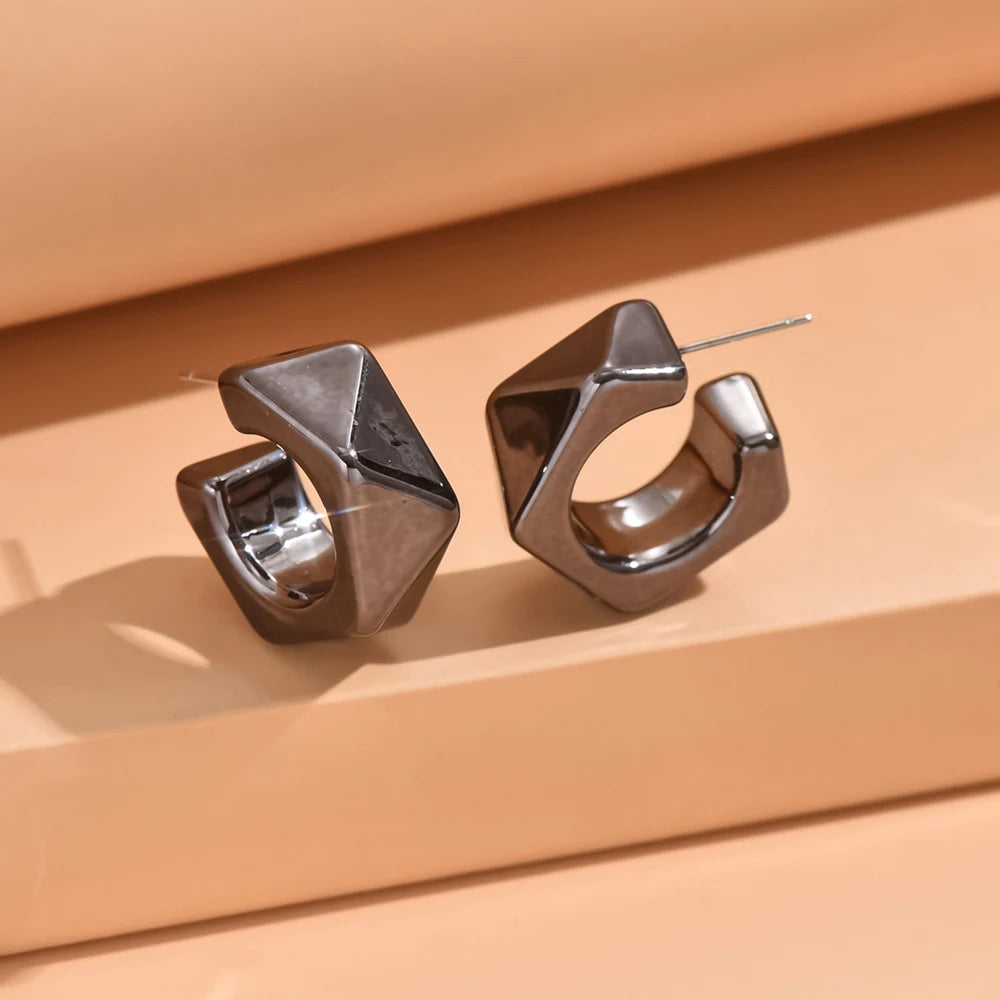 Pendientes Geométricos Brutalistas